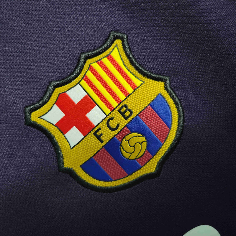 Retro 16-17 Barcelona away size