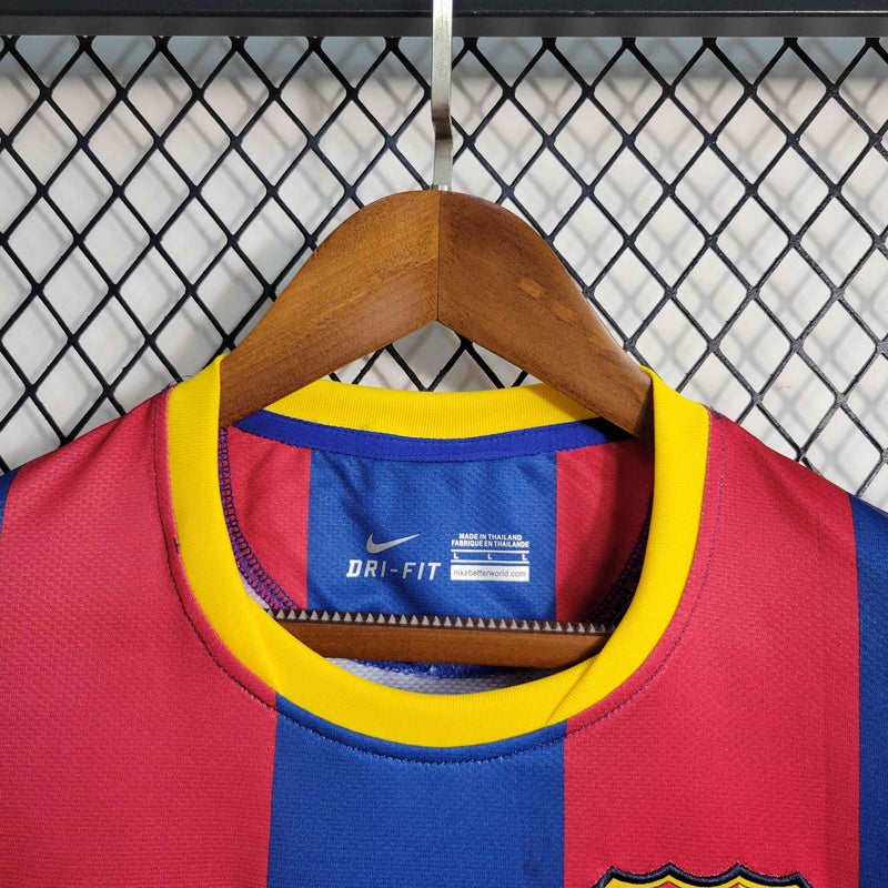 Retro Barcelona 10/11 home